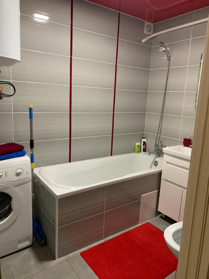 Apartments On Priportovaya,35 Tjerkasy Eksteriør billede